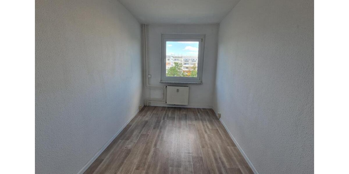 Etagenwohnung Prenzlau - 4 Zimmer, 75 m&sup2;, 418&euro; | Angebot:26300353