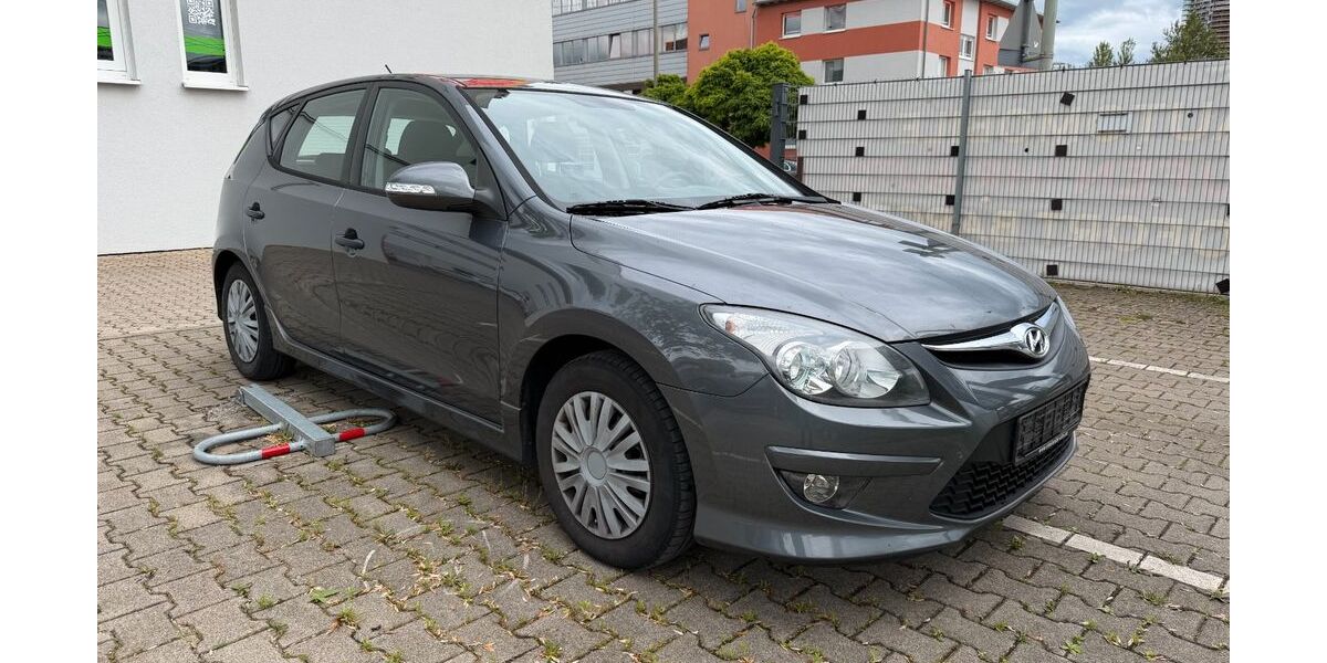 Hyundai i30 196.340 km 1.600 &euro; Ulm 89077