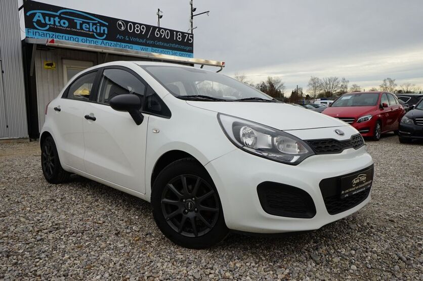Kia Rio 138.064 km 6.950 € München 81829