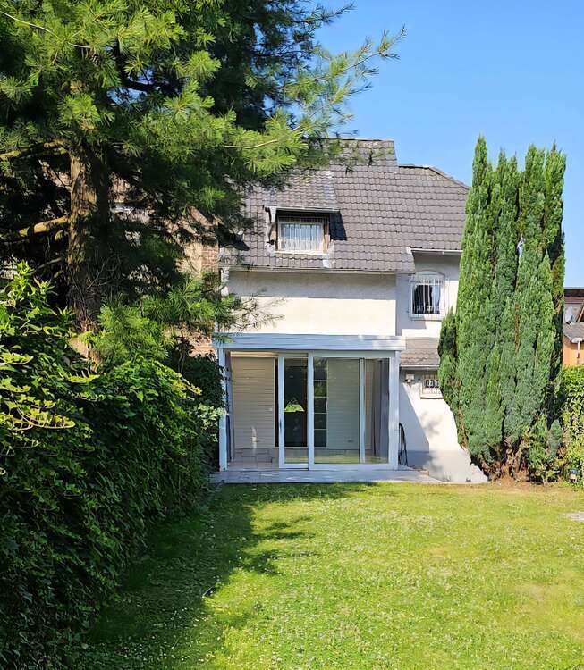 Haus zum Kaufen in Essen 249.000 € 86.83 m²