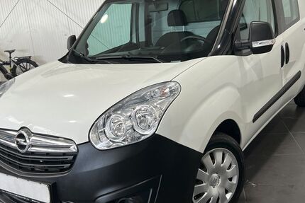 Opel Combo 111.000 km 7.495 &euro; Bretten 75015