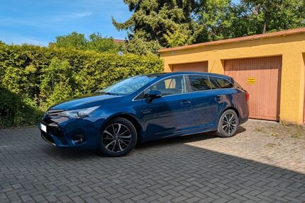 Toyota Avensis 78.900 km 16.250 &euro; Stuttgart 70567