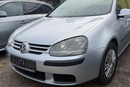 VW Golf 198.000 km 2.499 &euro; Edenkoben 67480