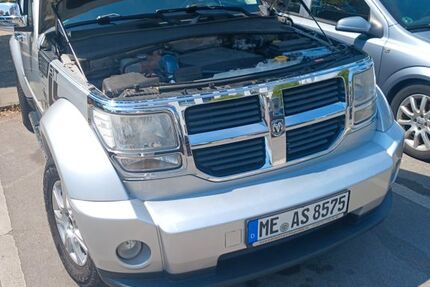 Dodge Nitro 255.000 km 5.200 &euro; Monheim am rhein 40789