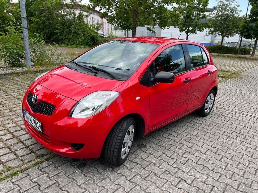 Yaris
