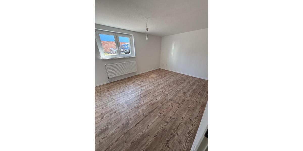 Erdgeschoßwohnung Grimmen - 2 Zimmer, 75 m&sup2;, 550&euro; | Angebot:26226483