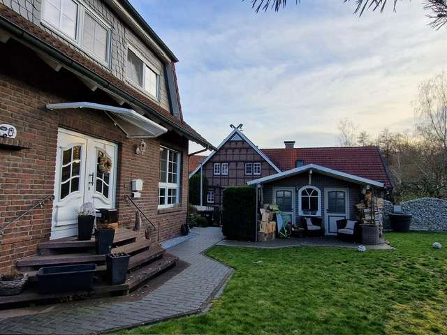 Haus zum Kaufen in Meine Bechtsbüttel 650.000 € 253 m²