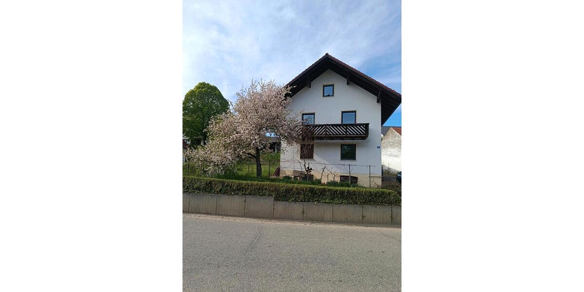 Einfamilienhaus Schierling - 5 Zimmer, 140 m&sup2;, 1.200&euro; | Angebot:26377744