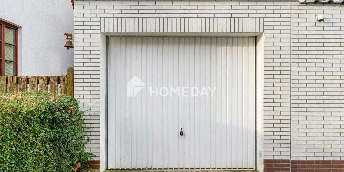 Charmante Doppelhaushälfte mit großem Grundstück und modernem Wohnkomfort 6 zimmer