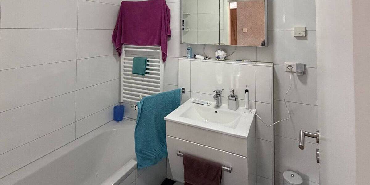 Etagenwohnung Villingen-Schwenningen Schwenningen - 2 Zimmer, 67 m&sup2;, 215.000&euro; | Angebot:26377156