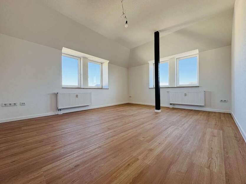 Wohnung zum Mieten in Chemnitz 320 € 53.55 m²