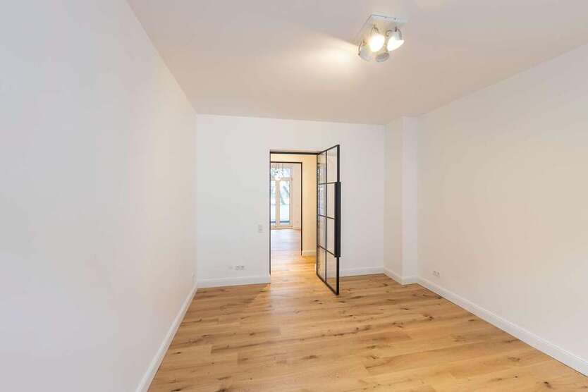 Wohnung zum Kaufen in Düsseldorf 395.000 € 74 m²
