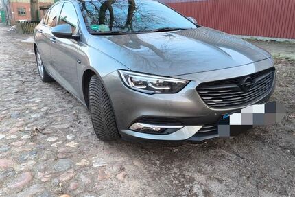Opel Insignia 70.800 km 17.400 &euro; Stade 21680