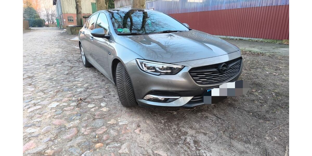 Opel Insignia 70.800 km 17.400 &euro; Stade 21680