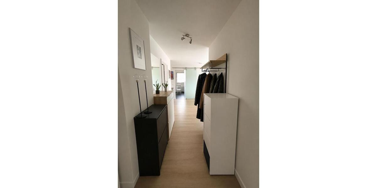 Dachgeschoßwohnung Öhringen - 3 Zimmer, 77 m&sup2;, 269.000&euro; | Angebot:26837812