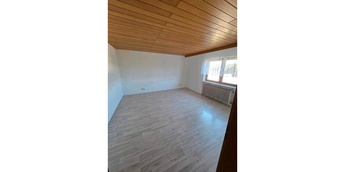 Einfamilienhaus Straubenhardt - 5 Zimmer, 150 m&sup2;, 399.000&euro; | Angebot:26393250