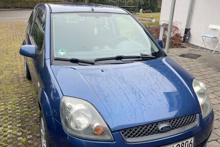 Ford Fiesta 165.400 km 2.700 &euro; Kusterdingen 72127