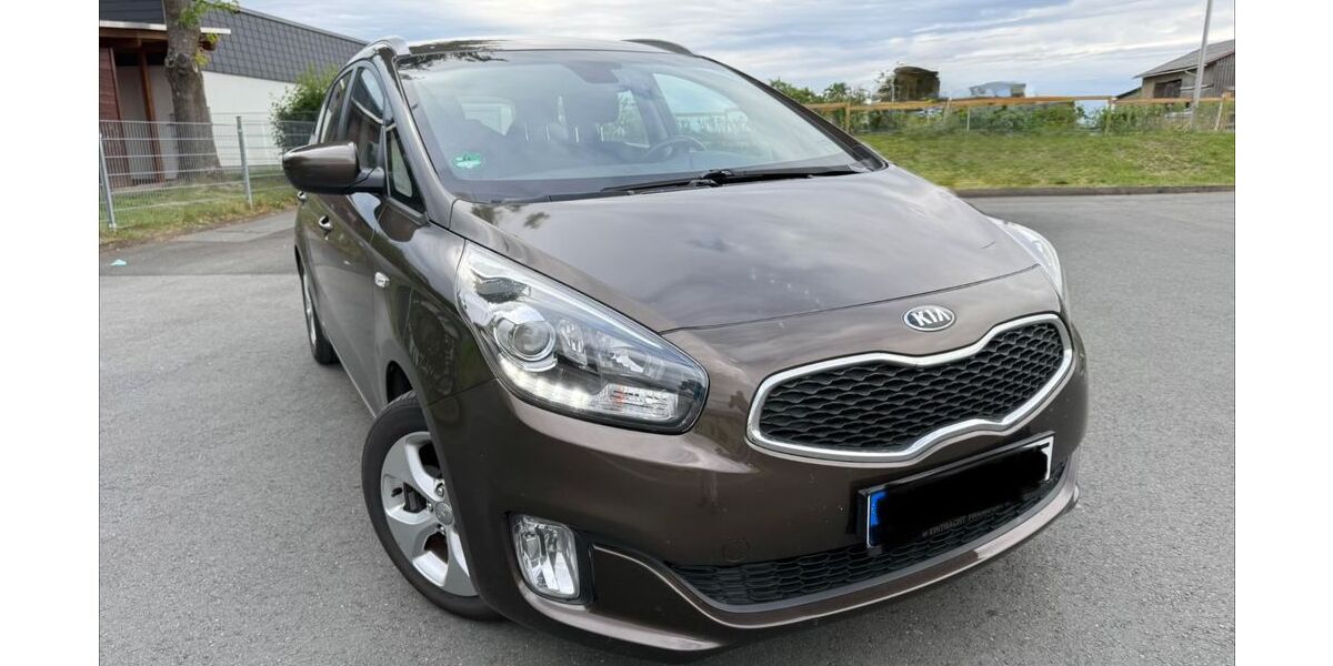 Kia Carens 128.000 km 5.999 &euro; Limburg/Eschhofen 65552