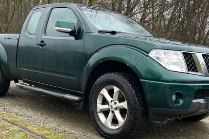 Nissan Navara 158.000 km 10.990 &euro; Bremen 28197