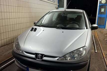 Peugeot 206 132.000 km 1.400 € Bremen 28211