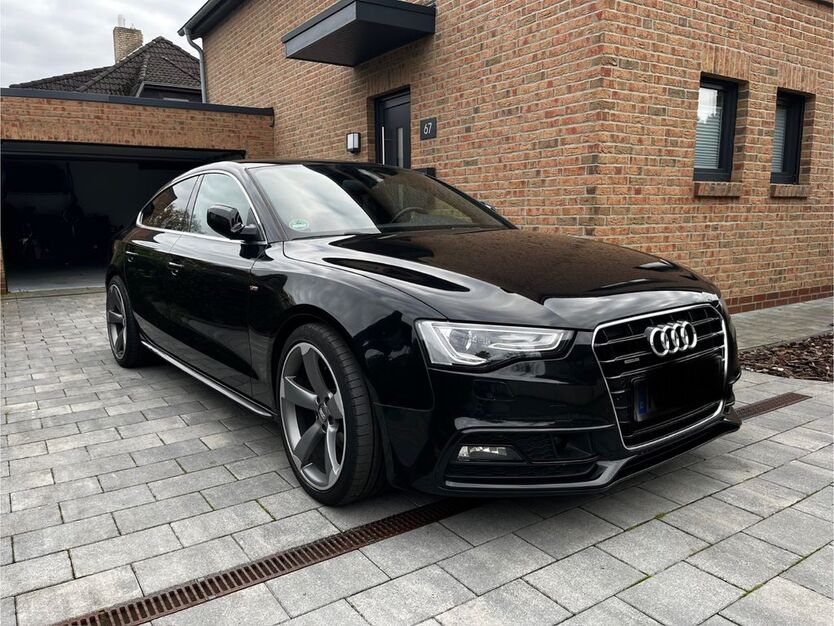 Audi A5 214.000 km 12.850 € Bremen 28357