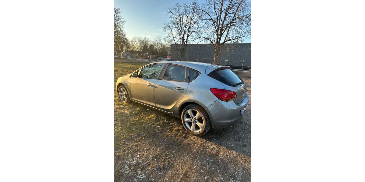Opel Astra 127.000 km 2.600 &euro; Bad Windsheim 91438