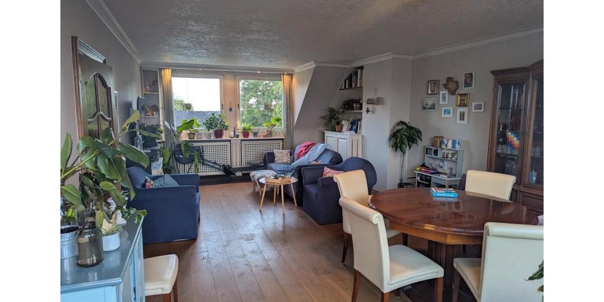 Dachgeschoßwohnung Aachen Eilendorf - 4 Zimmer, 110 m&sup2;, 900&euro; | Angebot:26639552