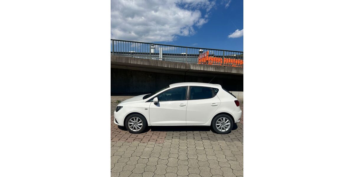 Seat Ibiza 109.000 km 5.500 &euro; Stuttgart 70327