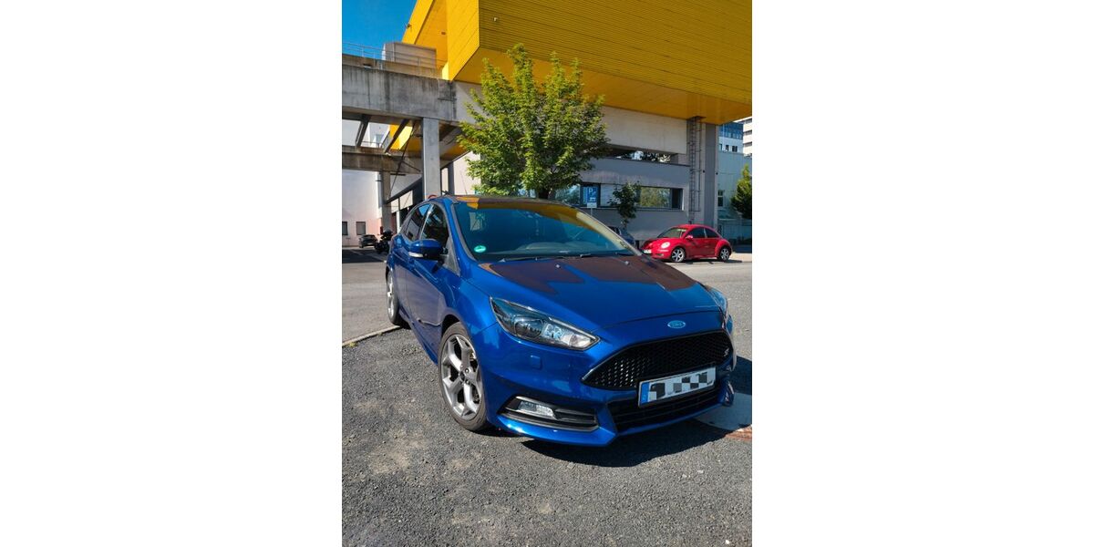 Ford Focus 135.000 km 14.500 &euro; Poppenhausen 36163