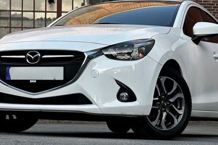 Mazda 2 107.000 km 9.889 &euro; Siegen 57072