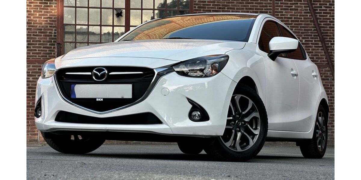 Mazda 2 107.000 km 9.889 &euro; Siegen 57072