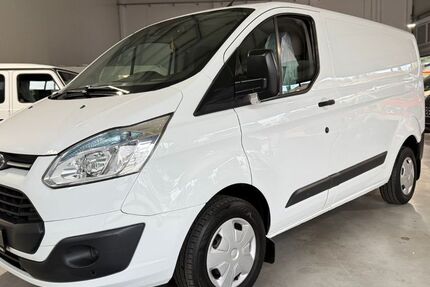 Ford Transit Custom 121.500 km 12.490 € Gelsenkirchen 45879