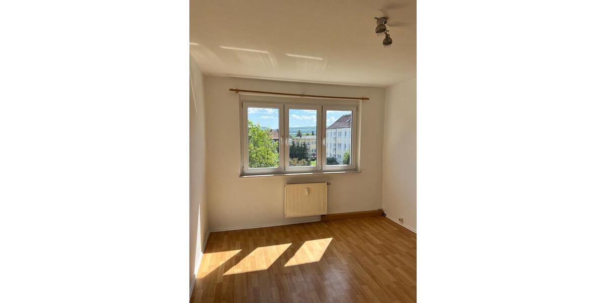Etagenwohnung Arnstadt - 2 Zimmer, 50 m&sup2;, 375&euro; | Angebot:26397570