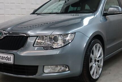 Skoda Superb 174.468 km 8.890 &euro; Freising bei München 85354