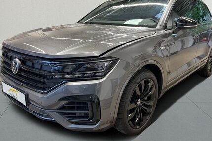 VW Touareg 36.074 km 58.975 &euro; Berlin 13088