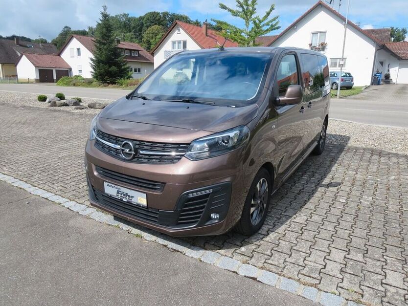 Zafira Life