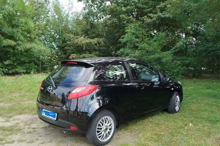 Mazda 2 115.000 km 3.600 € Hamburg 22049
