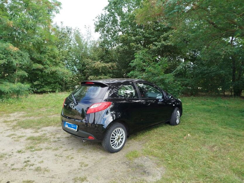 Mazda 2 115.000 km 3.600 € Hamburg 22049