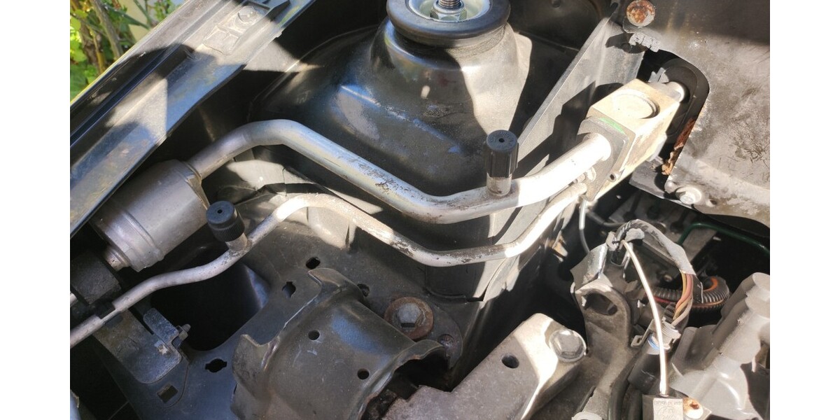 Renault Clio 122.280 km 1.750 &euro; Solingen 42651