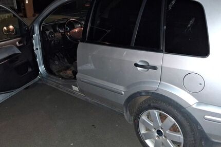 Ford Fusion 256.000 km 1.850 &euro; Reinhardshagen 34359