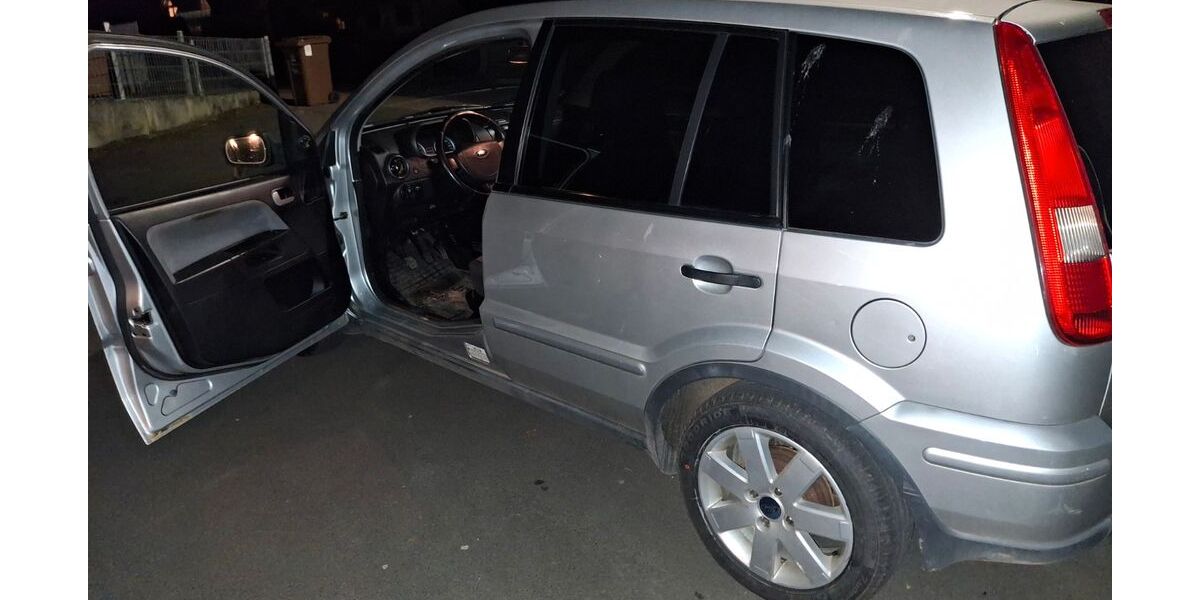 Ford Fusion 256.000 km 1.850 &euro; Reinhardshagen 34359