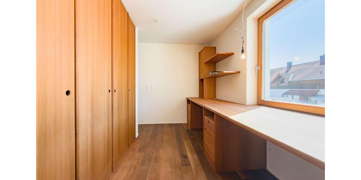 Etagenwohnung Pocking - 5 Zimmer, 187 m&sup2;, 1.440&euro; | Angebot:26144033
