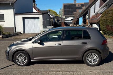 VW Golf 118.000 km 11.900 &euro; Eggenstein 76344