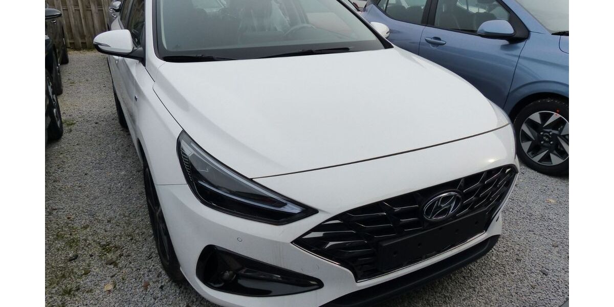 Hyundai i30 6.050 km 26.950 &euro; Selm-Bork 59379