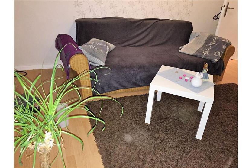 REMAX - Burbach: Kleine gemütliche helle ZweiZimmerwohnung 34m², im Erdgeschoss