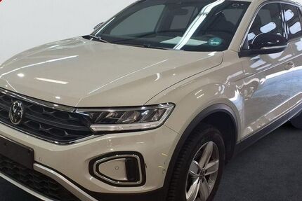 VW T-Roc 25.215 km 26.970 € Saal a.d. Donau 93342