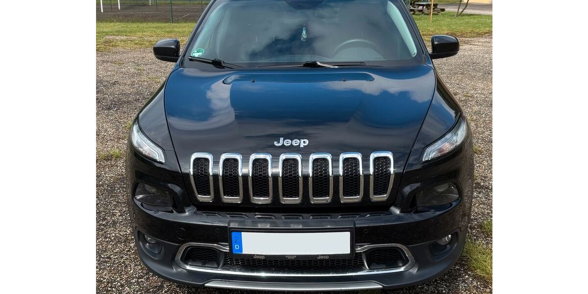 Jeep Cherokee 130.000 km 12.500 &euro; Brücken 55767