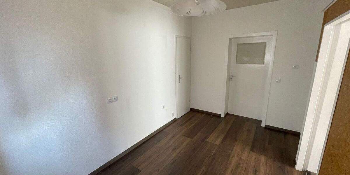 Einfamilienhaus Stollberg/Erzgebirge Stollberg - 6 Zimmer, 195 m&sup2;, 269.000&euro; | Angebot:26554269