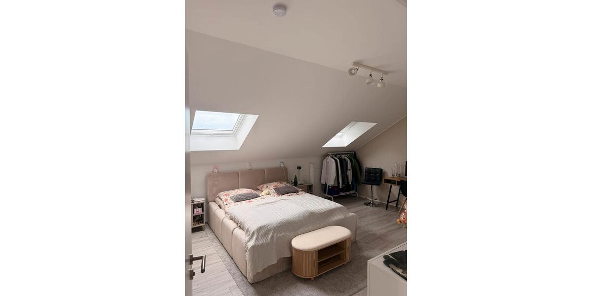Dachgeschoßwohnung Breitscheid - 2 Zimmer, 73 m&sup2;, 690&euro; | Angebot:26651638
