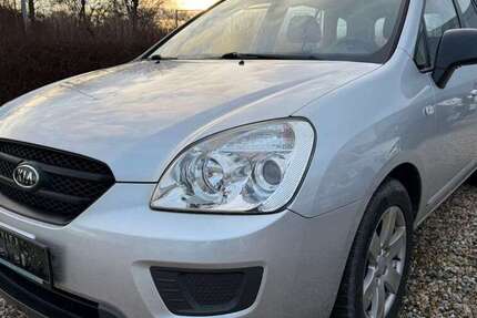 Kia Carens 155.000 km 2.790 &euro; Görlitz 02828